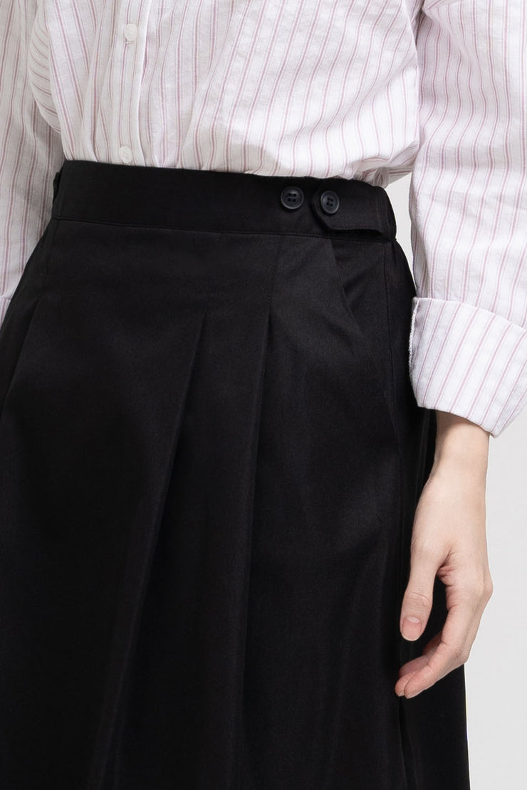 Midi Buttoned Skirt